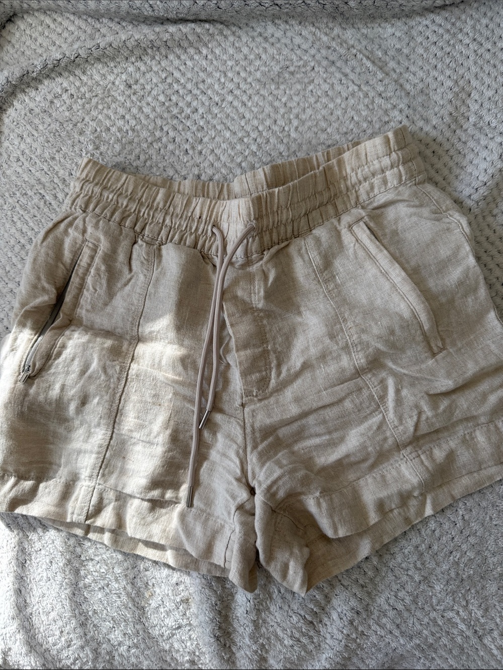 Athleta Beige Drawstring 100% Linen Women’s Shorts